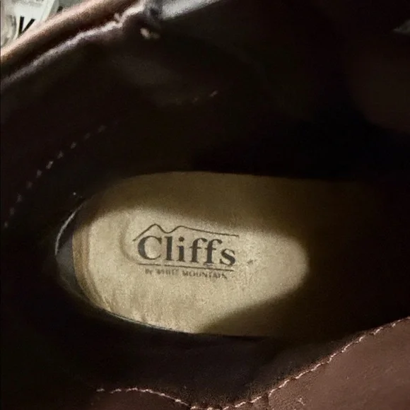 Cliffs by White Mountain Tan Ankle Booties size 10 - Picture 6 of 7